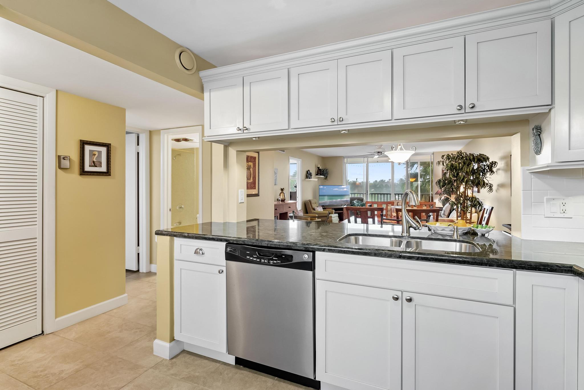 TROPIC BAY CONDO - Residential