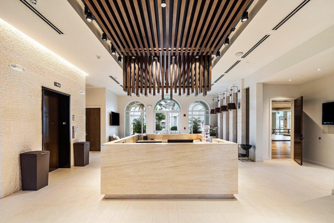 ADDISON RESERVE PARS 4 AND 5 - Residential