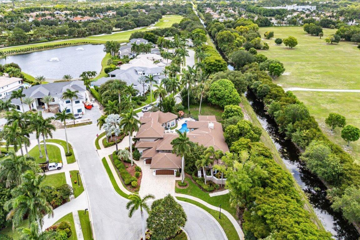 ADDISON RESERVE PARS 4 AND 5 - Residential