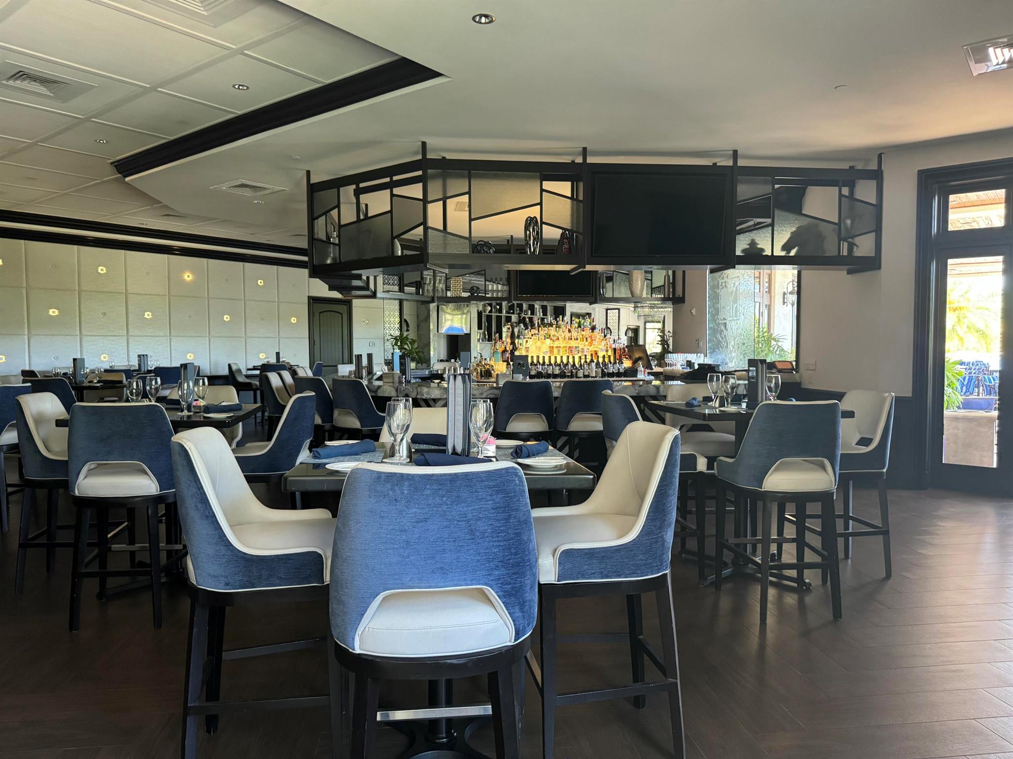 ADDISON RESERVE PARS 4 AN - Residential