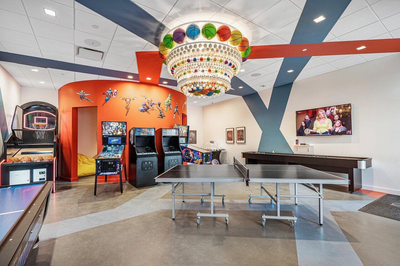 ADDISON RESERVE PARS 4 AN - Residential