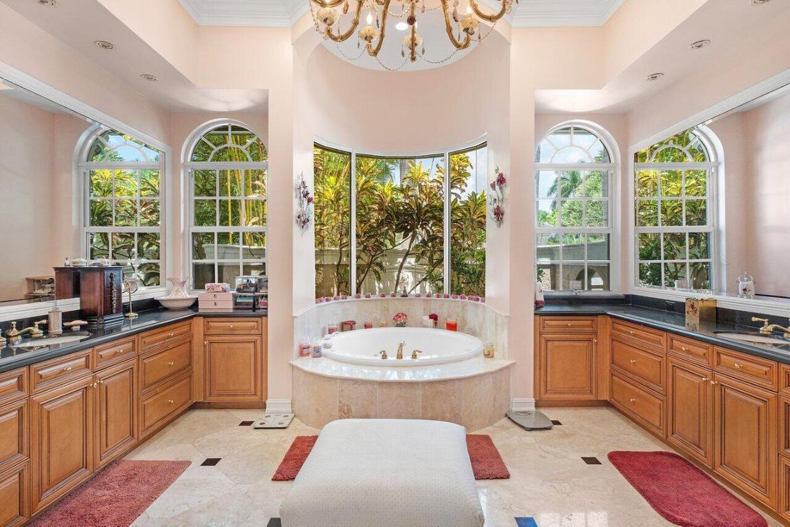 ADDISON RESERVE PARS 4 AND 5 - Residential