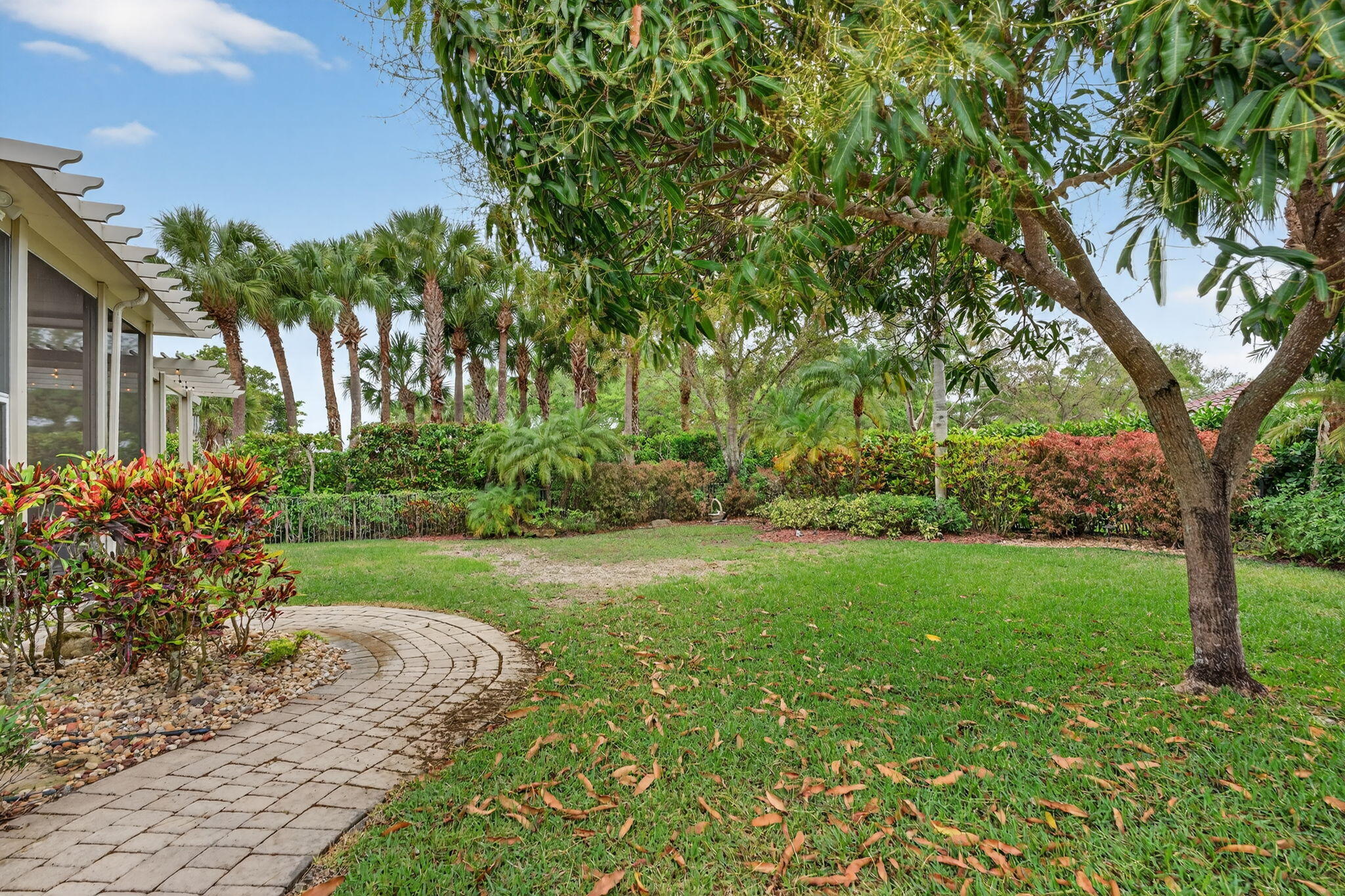 HERON BAY - Residential