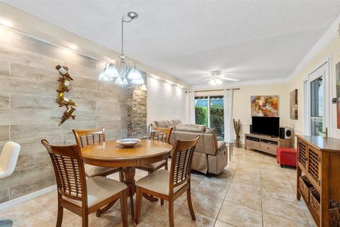 606 Waterside Drive Hypoluxo FL 33462