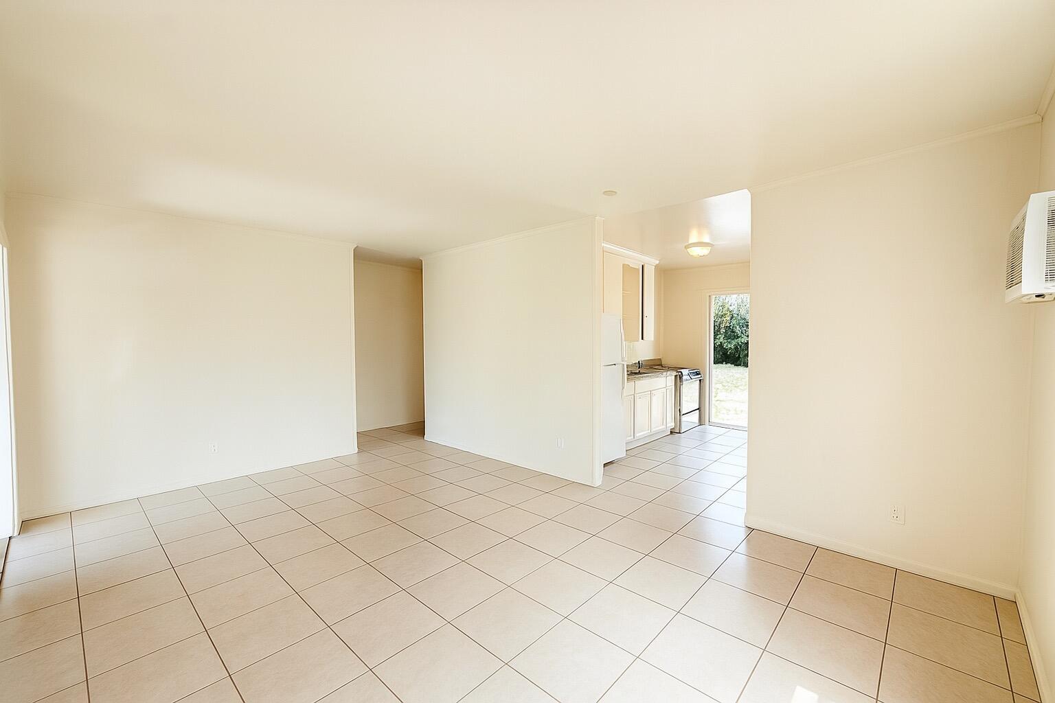 RIVIERA BEACH HEIGHTS ADD 2 - Residential Lease