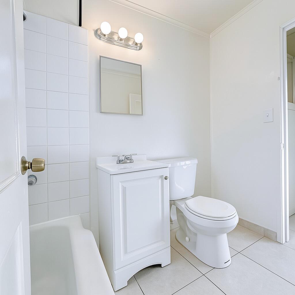 RIVIERA BEACH HEIGHTS ADD 2 - Residential Lease