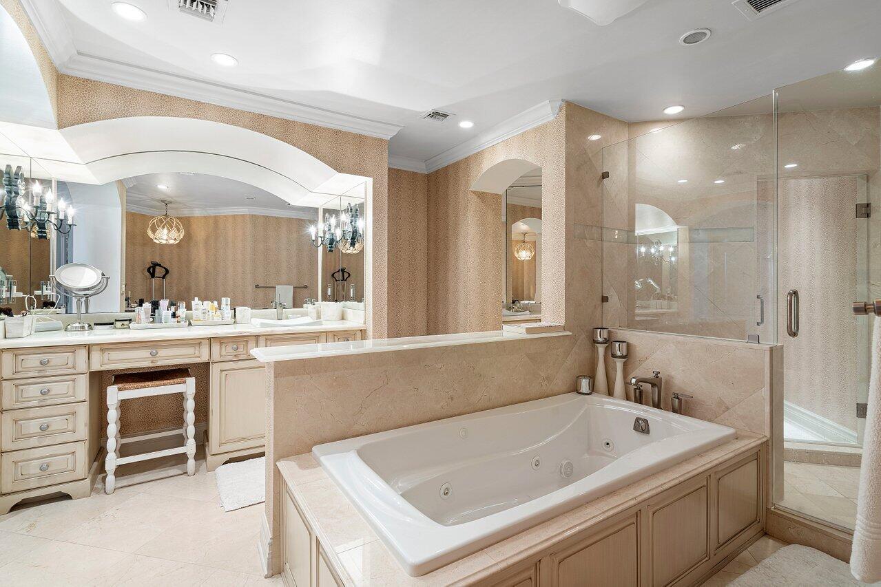 EL CORTIJO COND DECL FILE - Residential