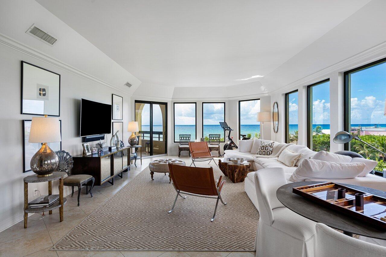 EL CORTIJO COND DECL FILE - Residential