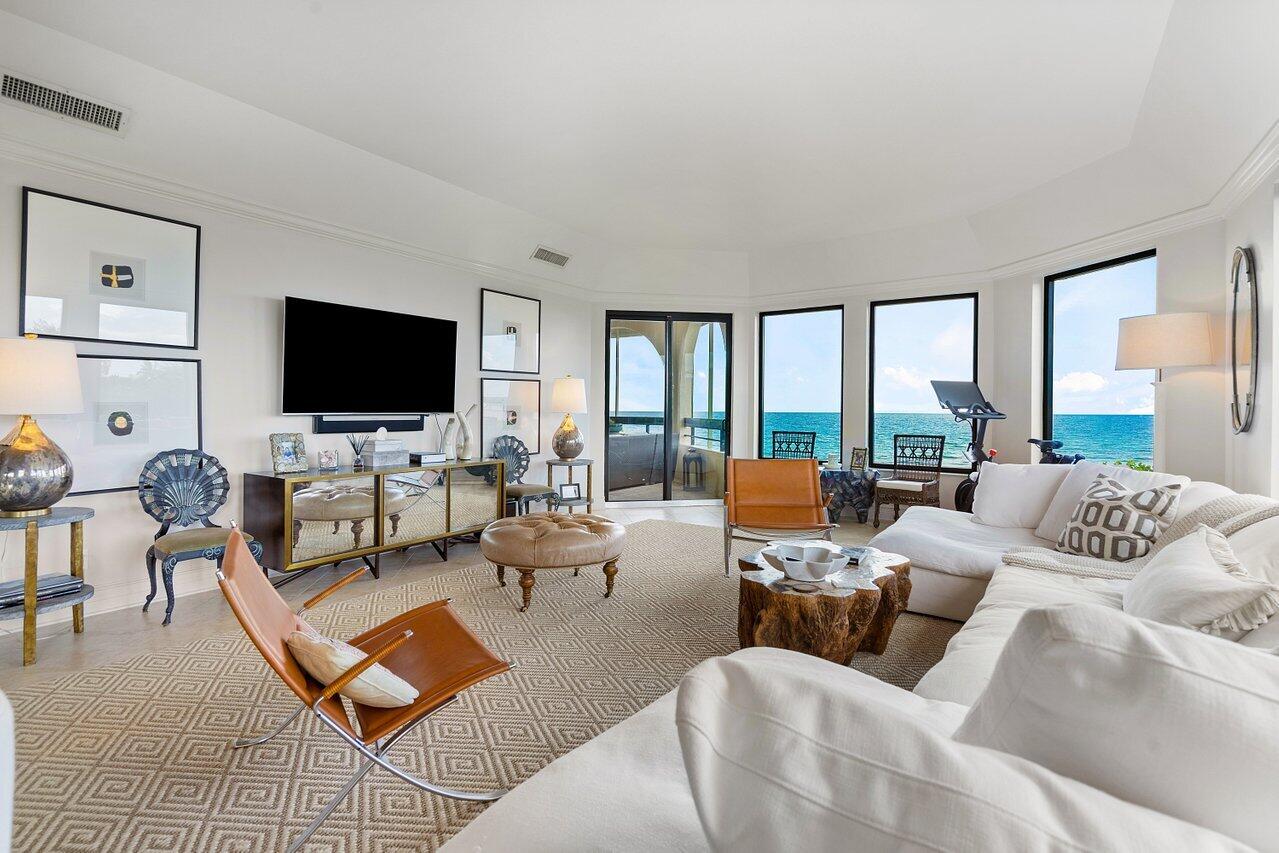 EL CORTIJO COND DECL FILE - Residential