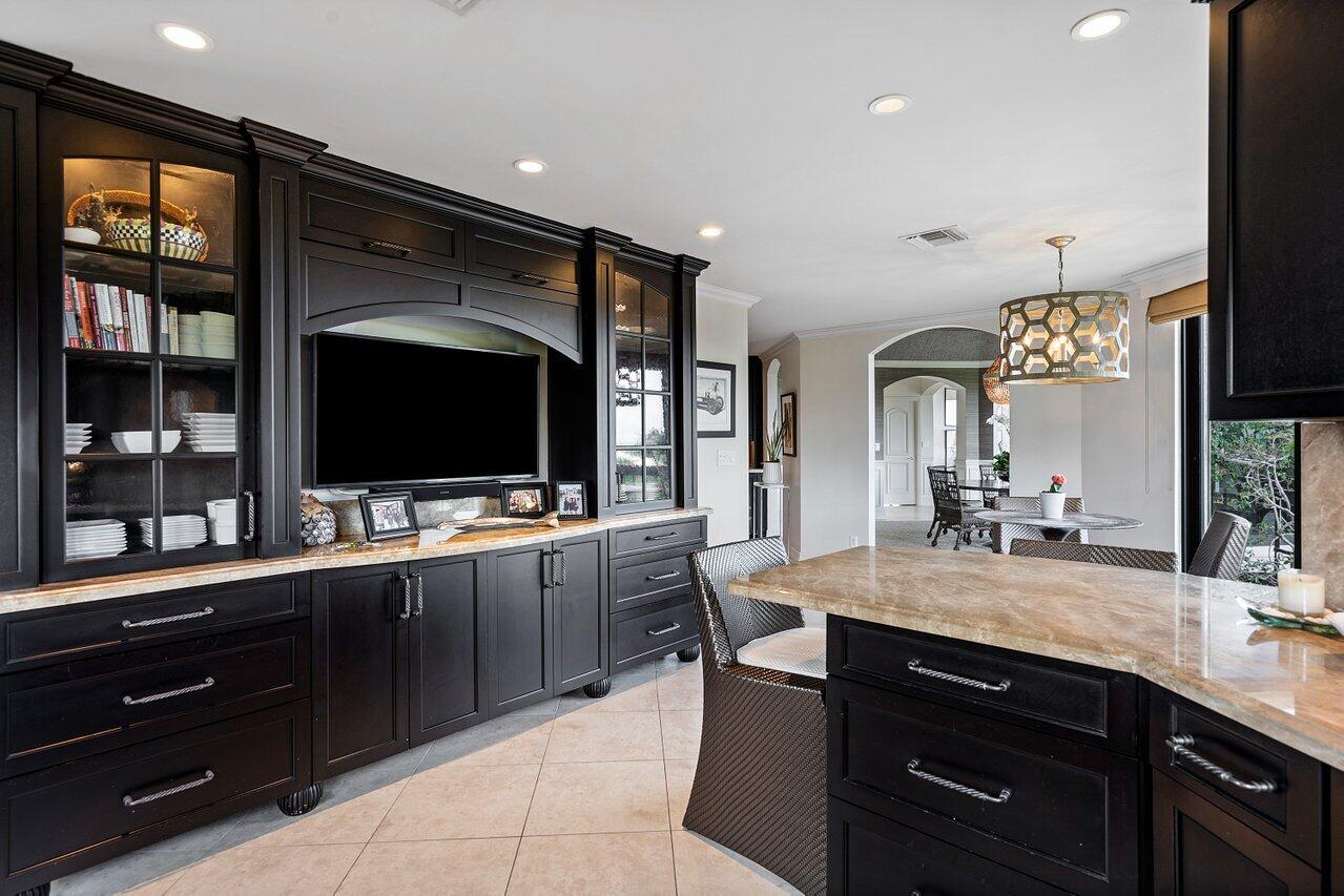 EL CORTIJO COND DECL FILE - Residential