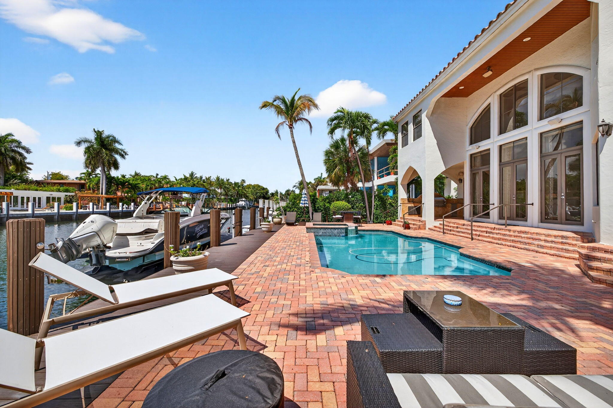 SEA ISLAND - Residential