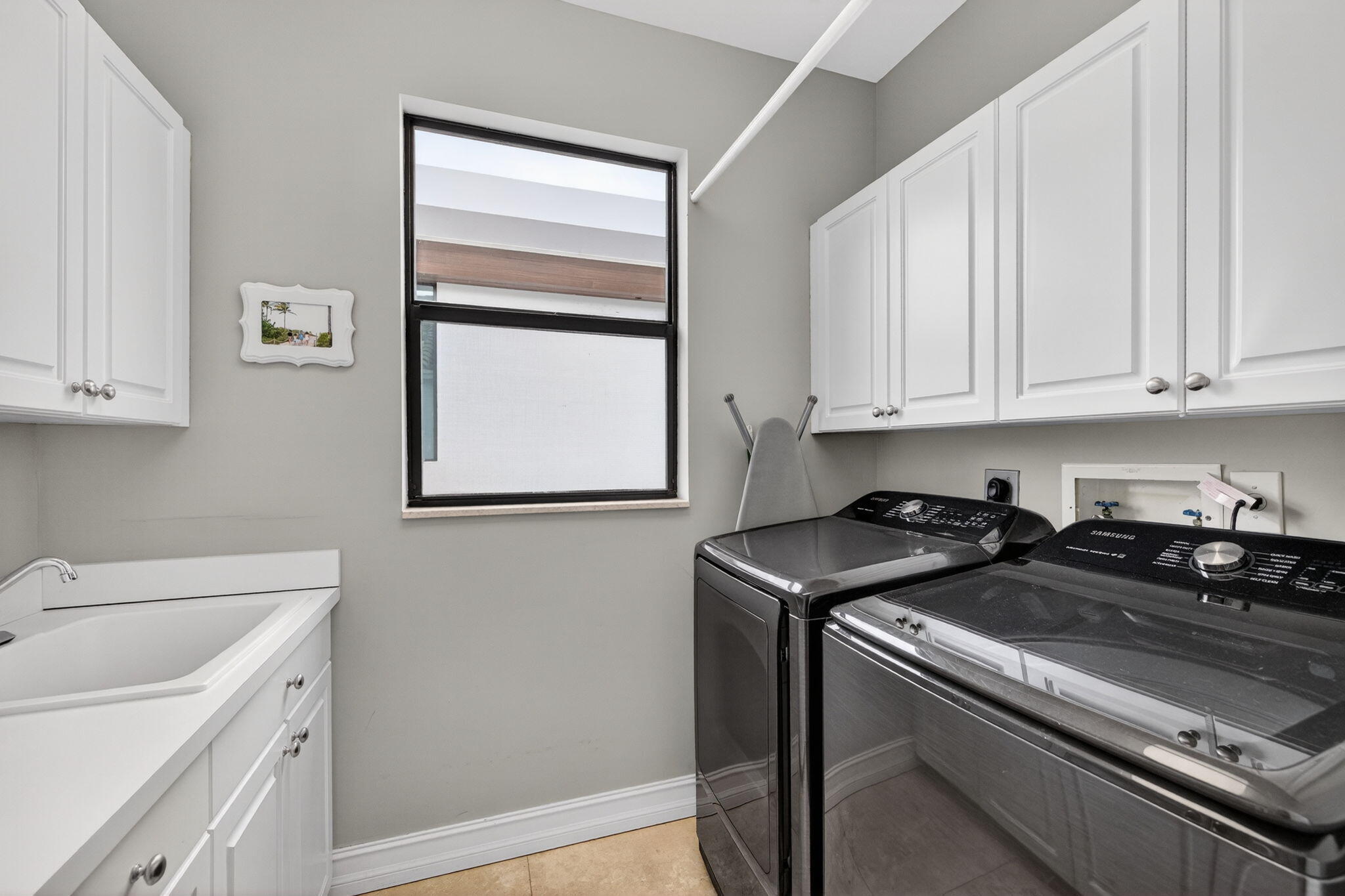 SEA ISLAND - Residential