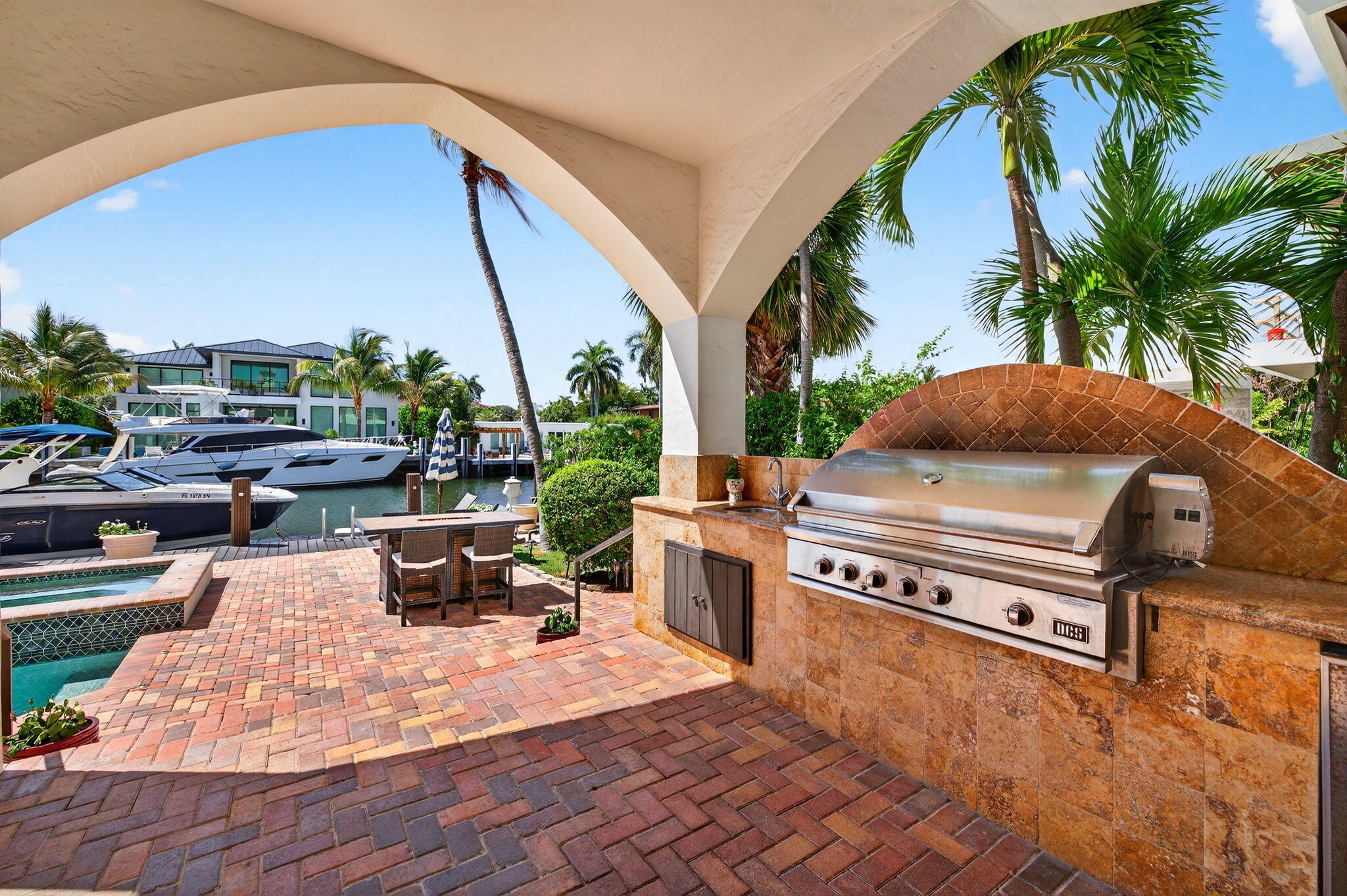 SEA ISLAND - Residential