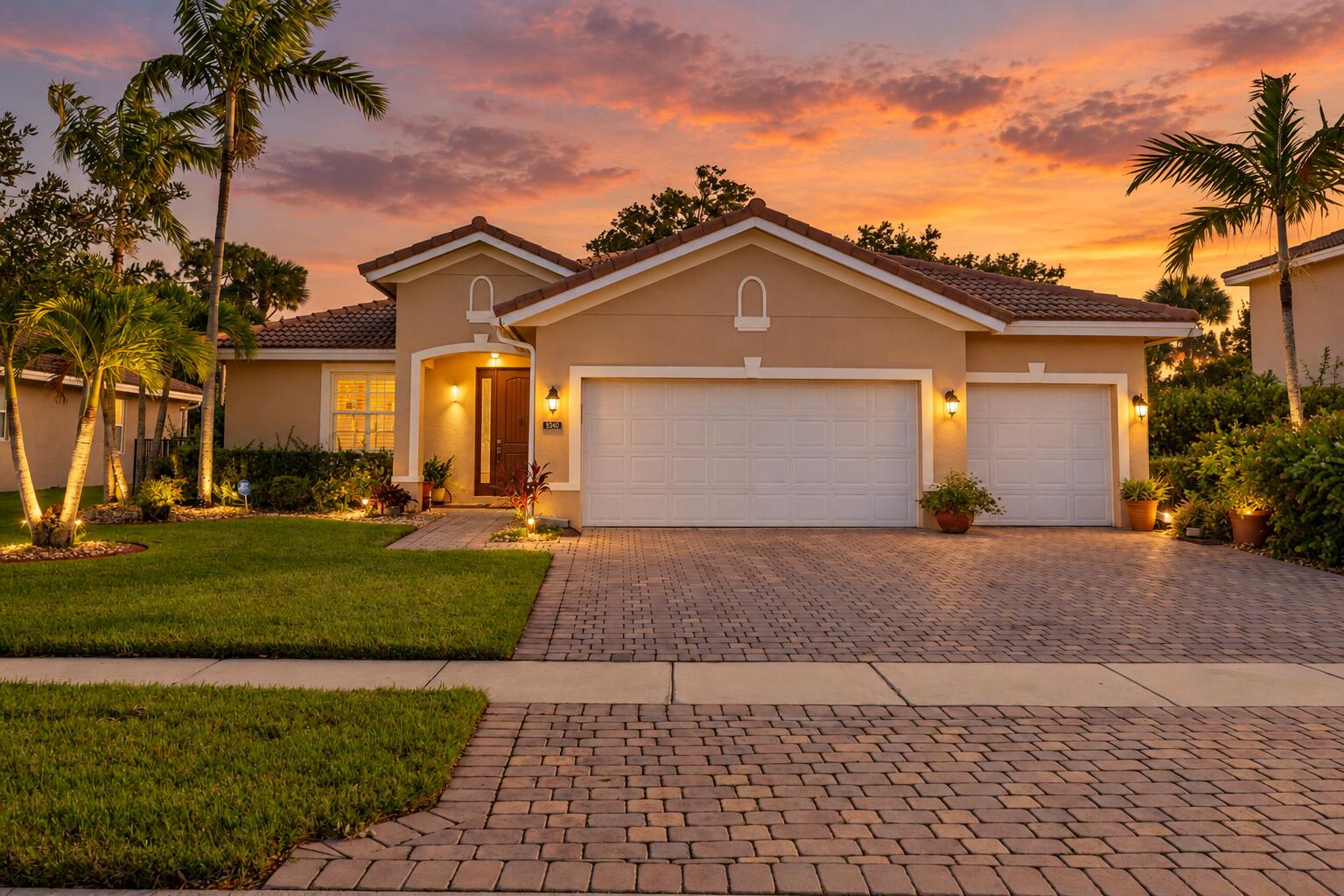 9340 Silent Oak Circle