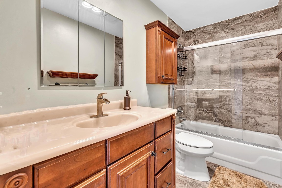 THE ATRIUM - Residential