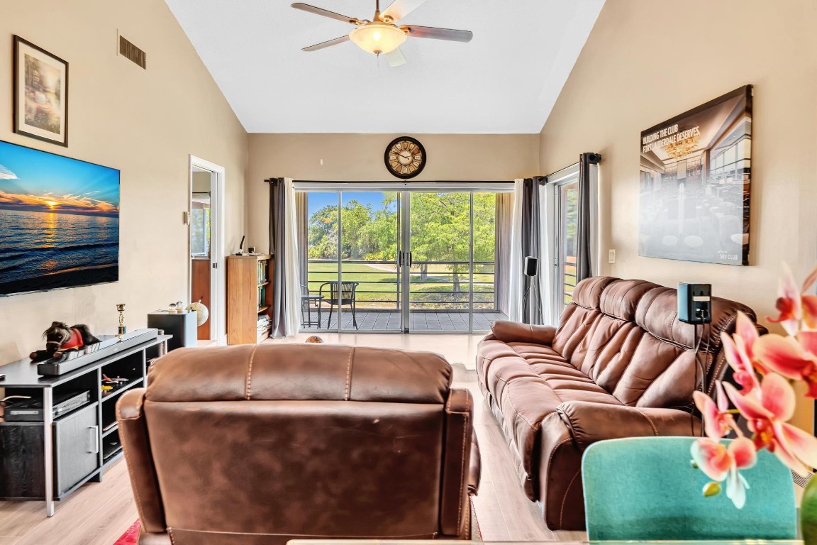 THE ATRIUM - Residential