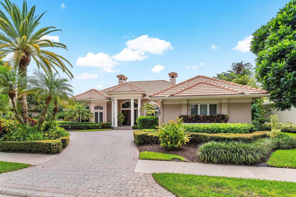 Photo of 57 Saint George Place, Palm Beach Gardens, FL 33418 (MLS # R11110034)