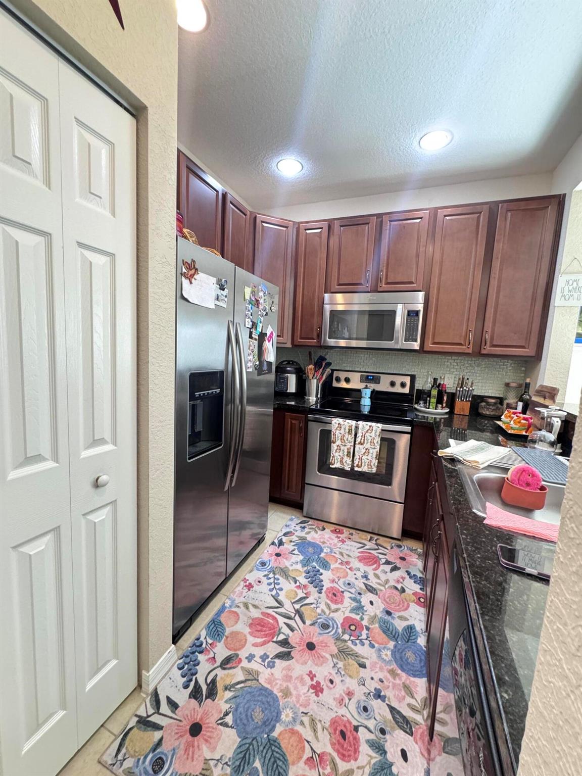 MONTEREY BAY TR C1 - Residential Lease