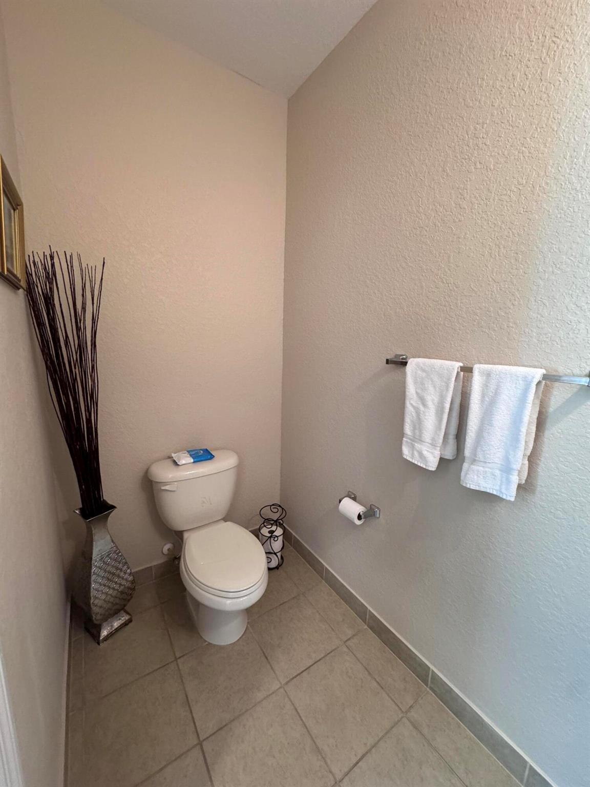 MONTEREY BAY TR C1 - Residential Lease