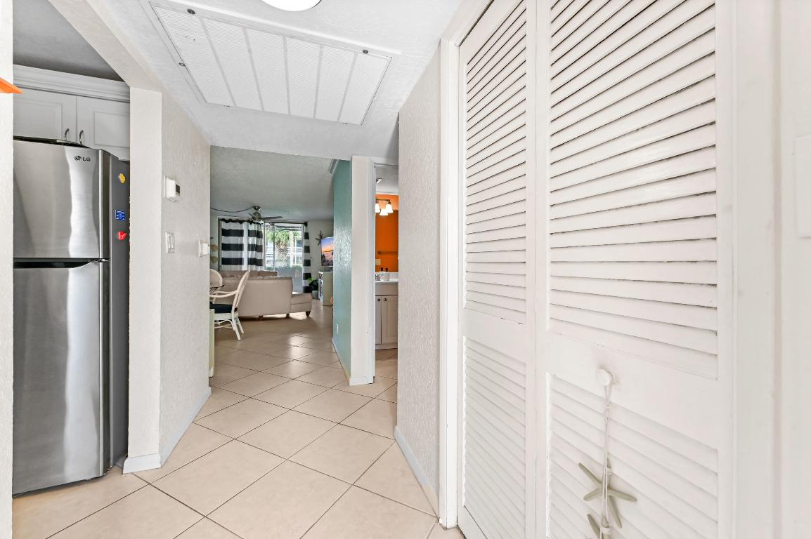 LIGHTHOUSE POINT PLAZA CONDO - Residential