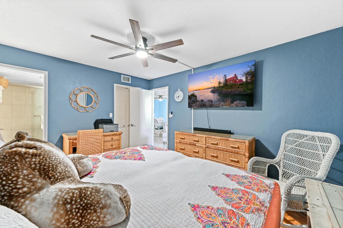 LIGHTHOUSE POINT PLAZA CONDO - Residential