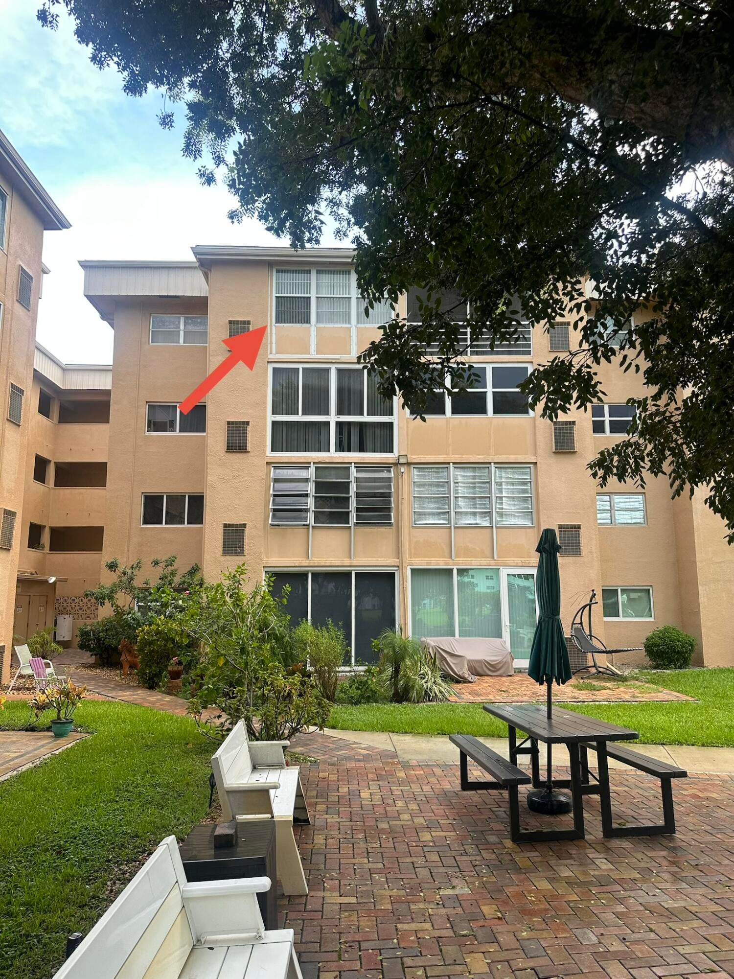 View photos, virtual tours, details... 2600 NE 1st Lane 413