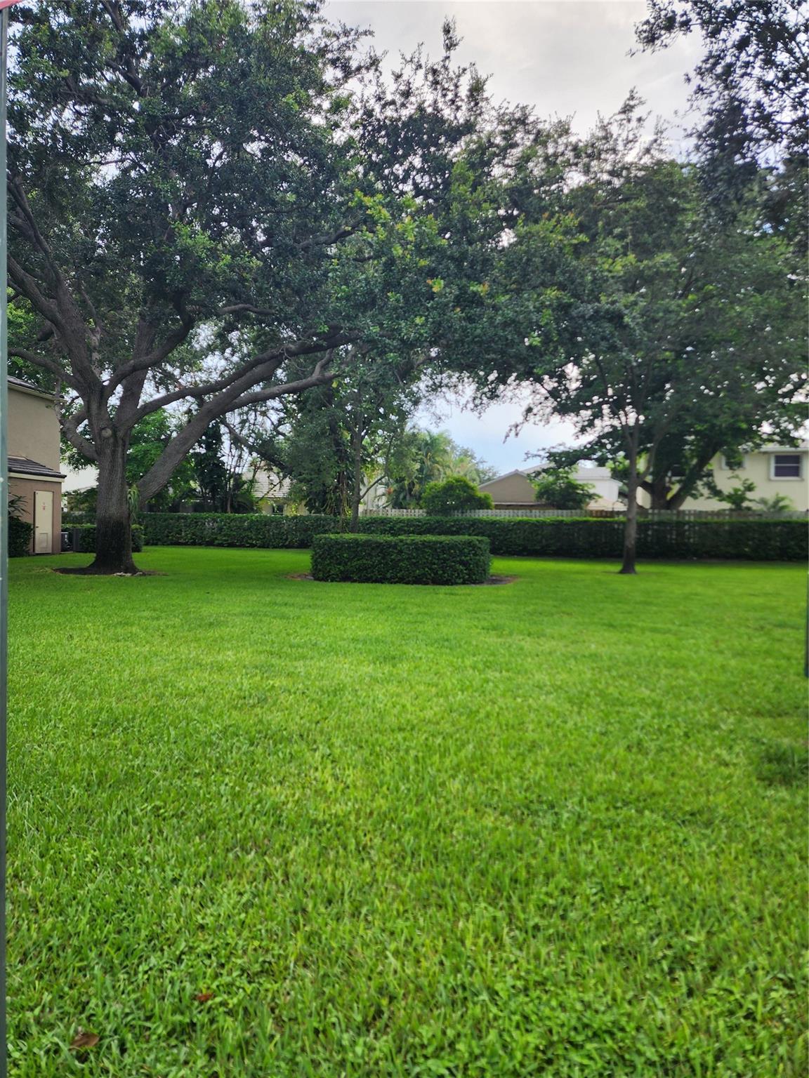 CHATHAM TOWNE - Residential