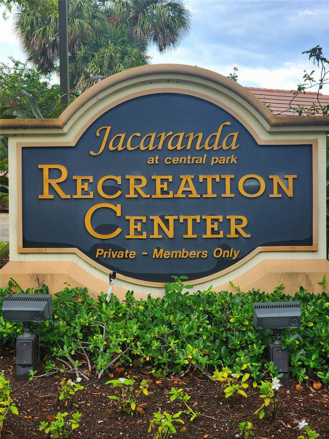 CHATHAM TOWNE - Residential