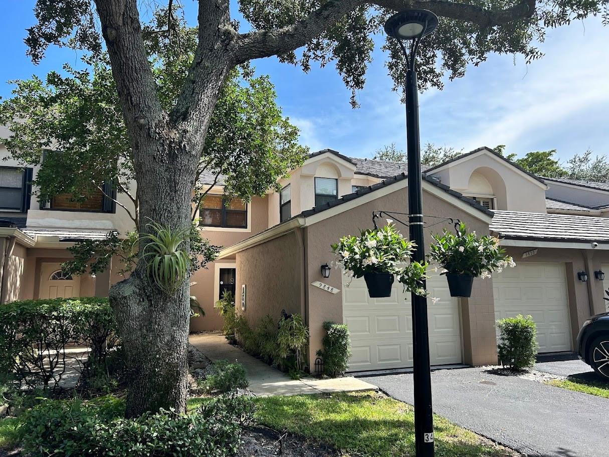 CHATHAM TOWNE - Residential