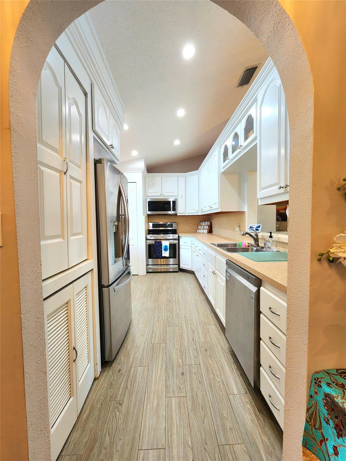 CHATHAM TOWNE - Residential