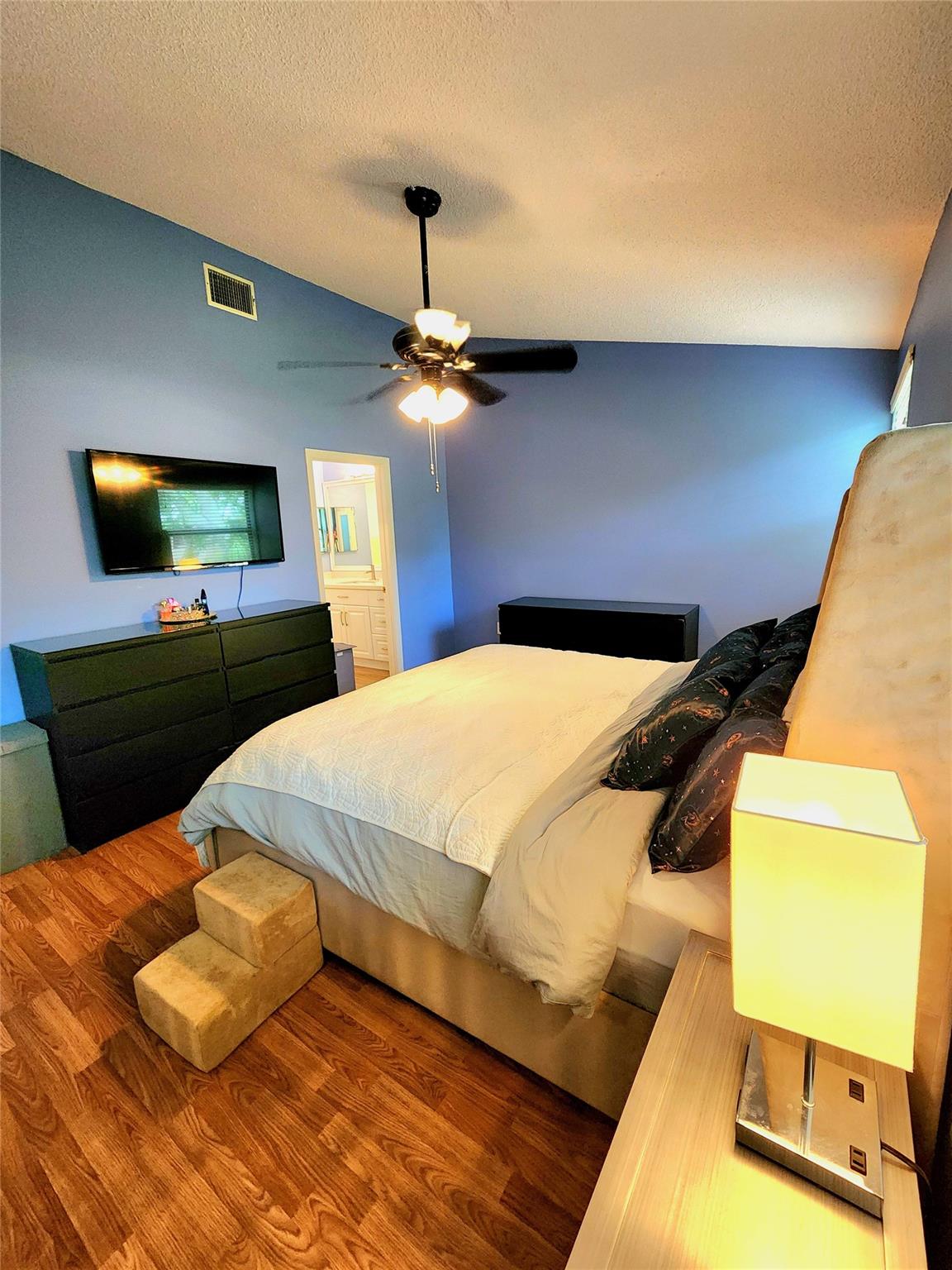 CHATHAM TOWNE - Residential