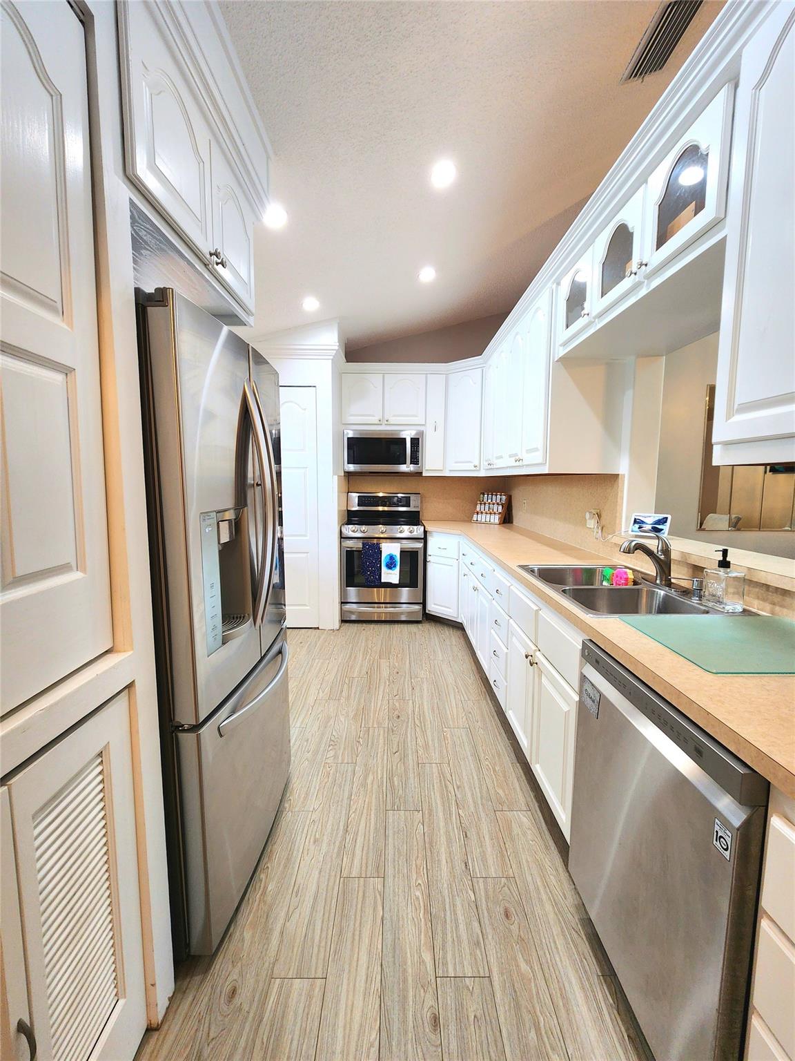 CHATHAM TOWNE - Residential