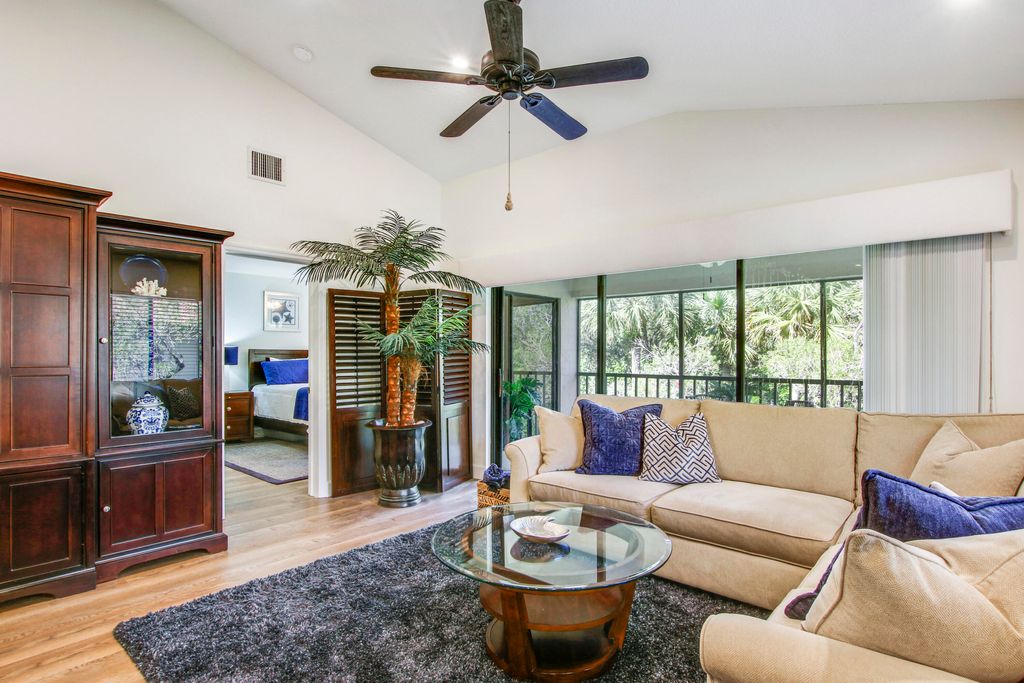 Photo of 1103 Duncan Circle #204, Palm Beach Gardens, FL 33418 (MLS # R11010049)