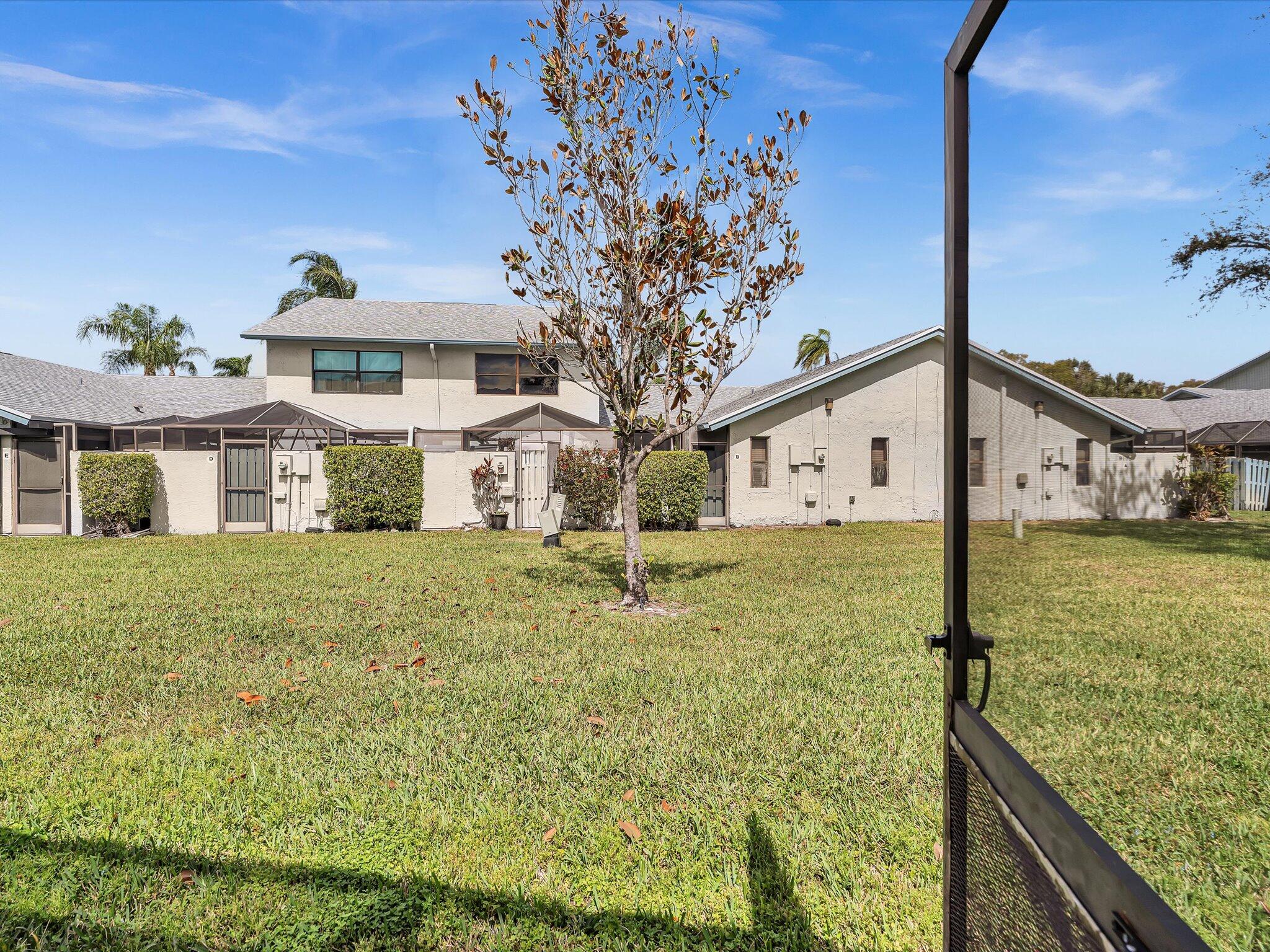 SANDALFOOT COVE SEC 12 - Residential Lease