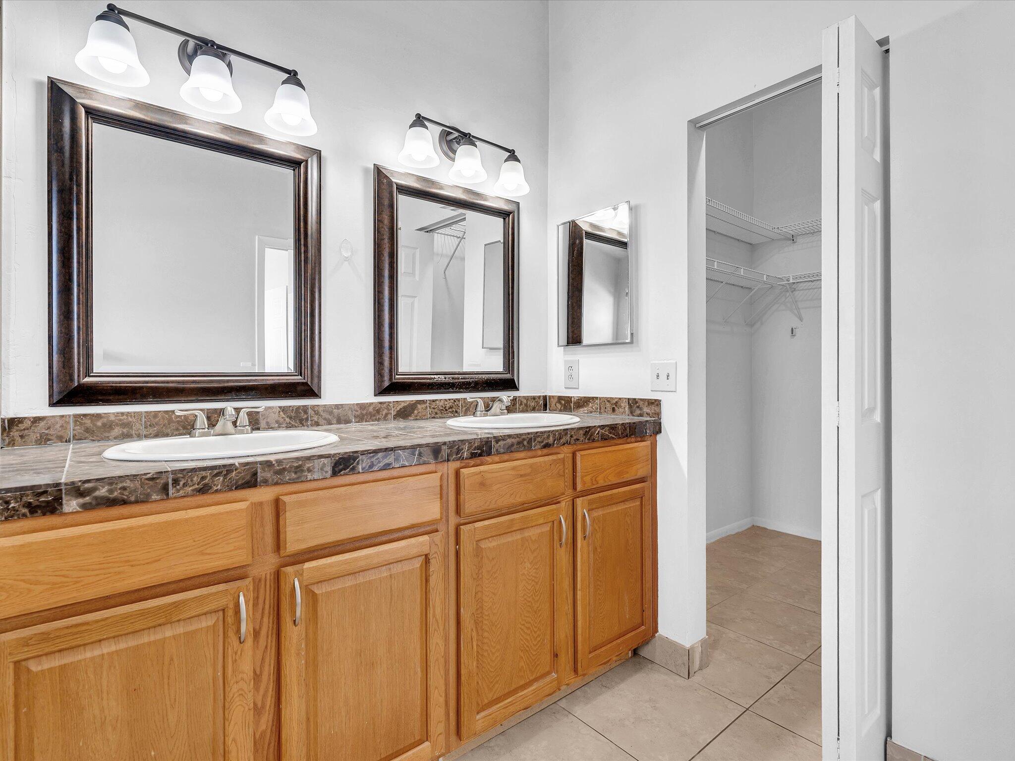 SANDALFOOT COVE SEC 12 - Residential Lease