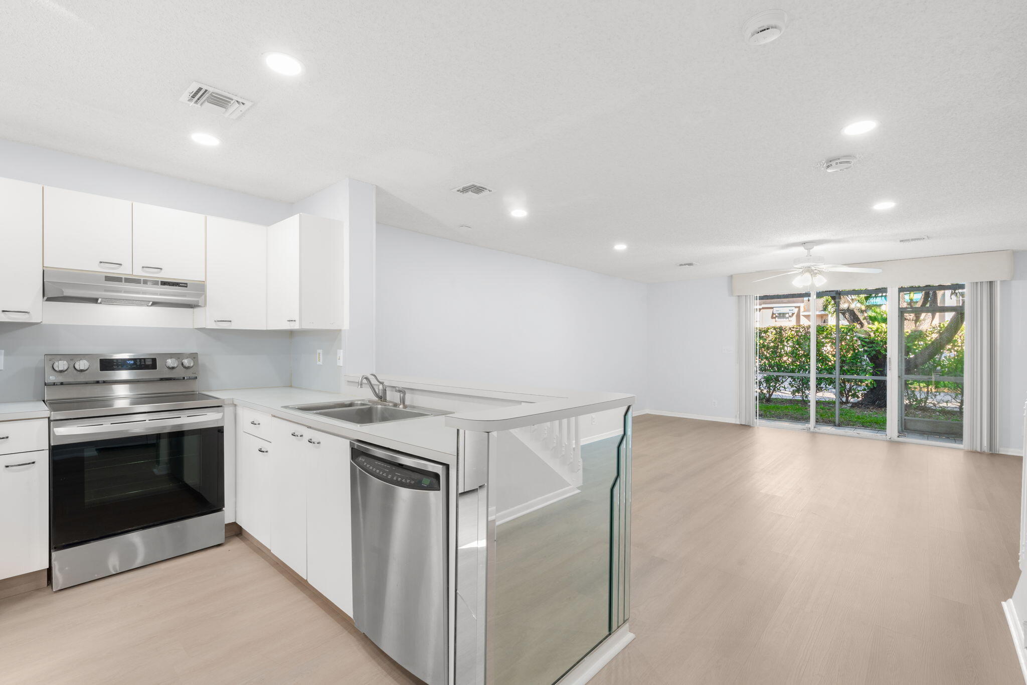 CYPRESS AT WOODMONT III - Residential