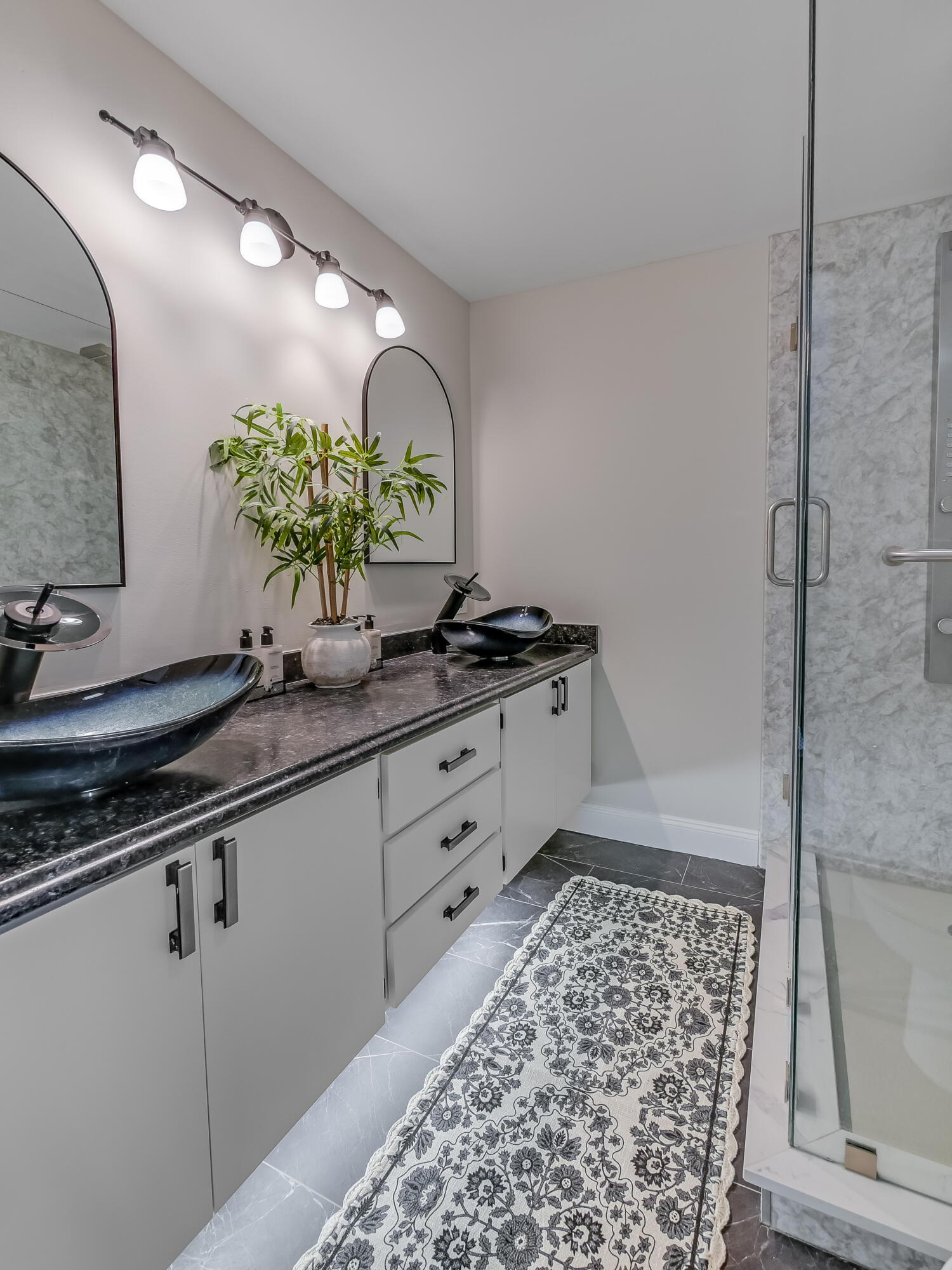 VILLAGE OF SANDALWOOD LAKES SOUTH - Residential