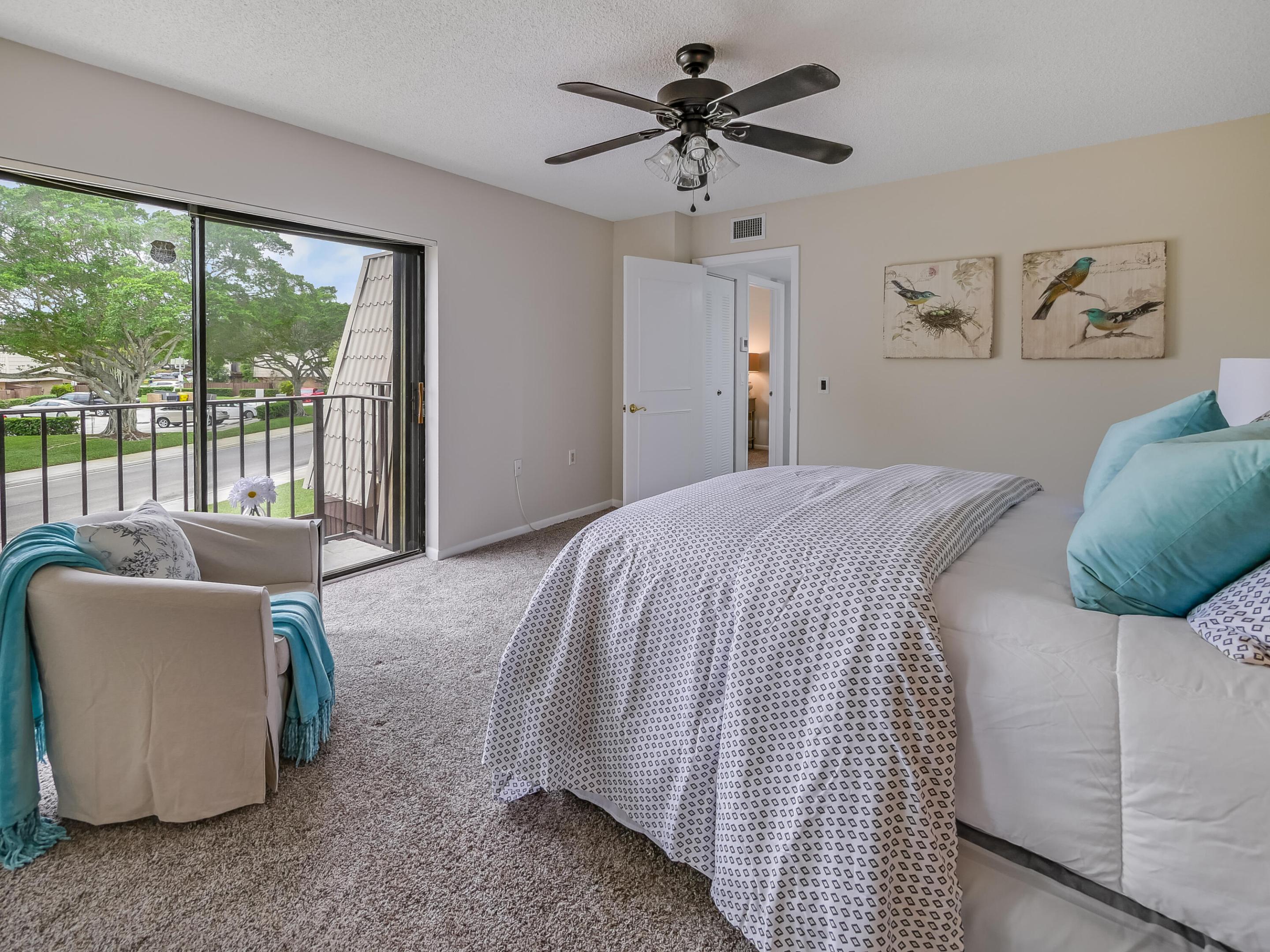 VILLAGE OF SANDALWOOD LAKES SOUTH - Residential