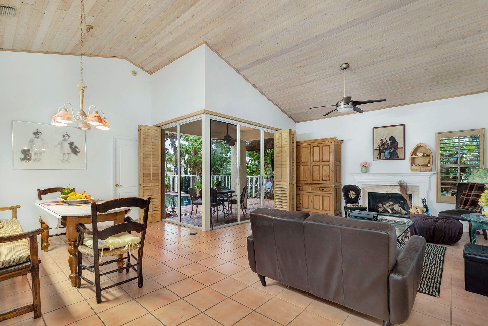 9358 Heathridge Drive