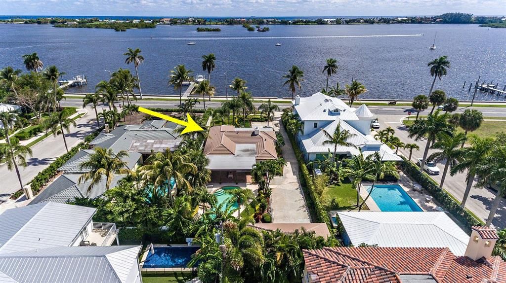 Photo of 6911 S Flagler Drive, West Palm Beach, FL 33405 (MLS # R10749754)