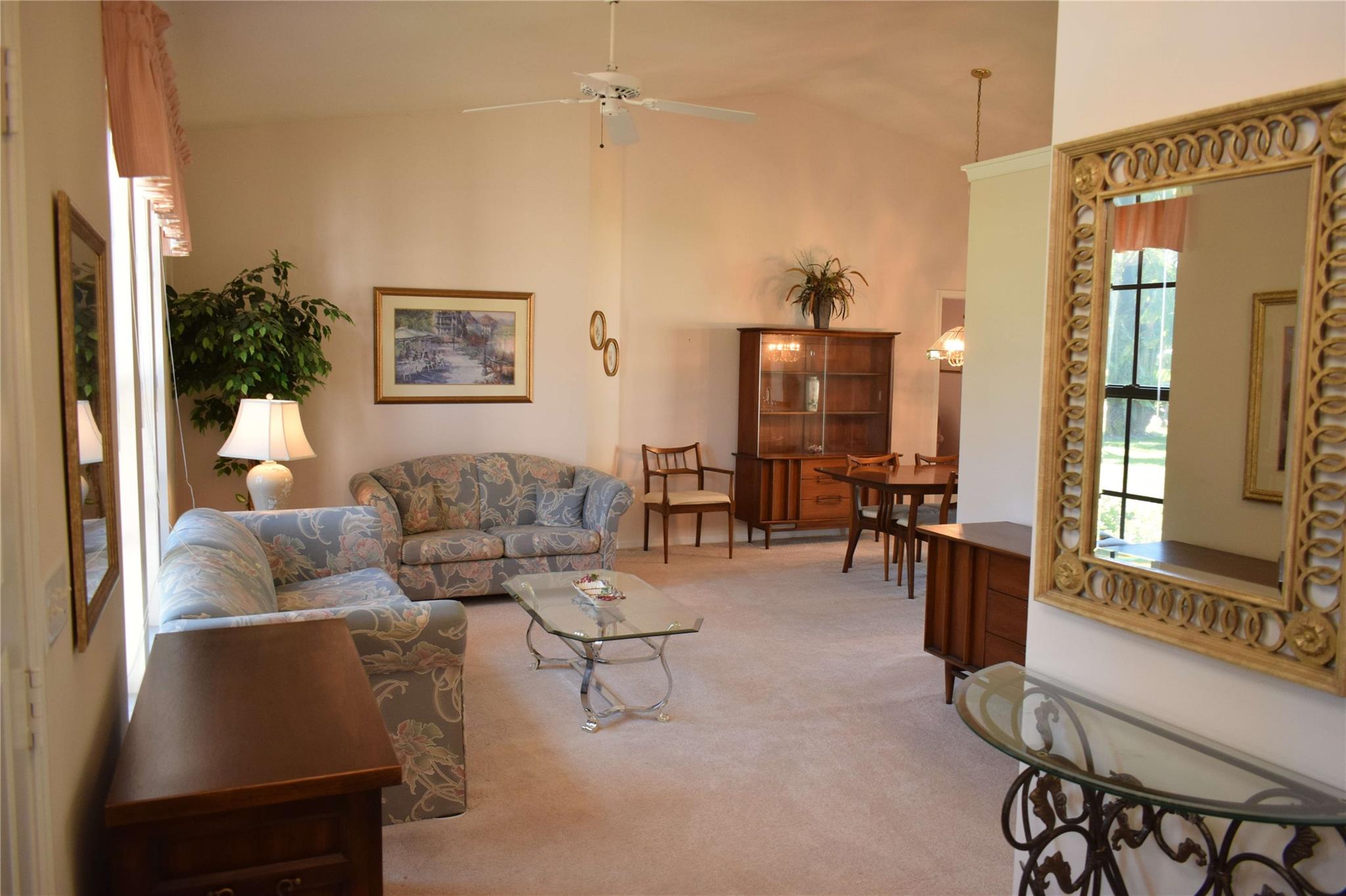 1928 NW Pine Lake Dr