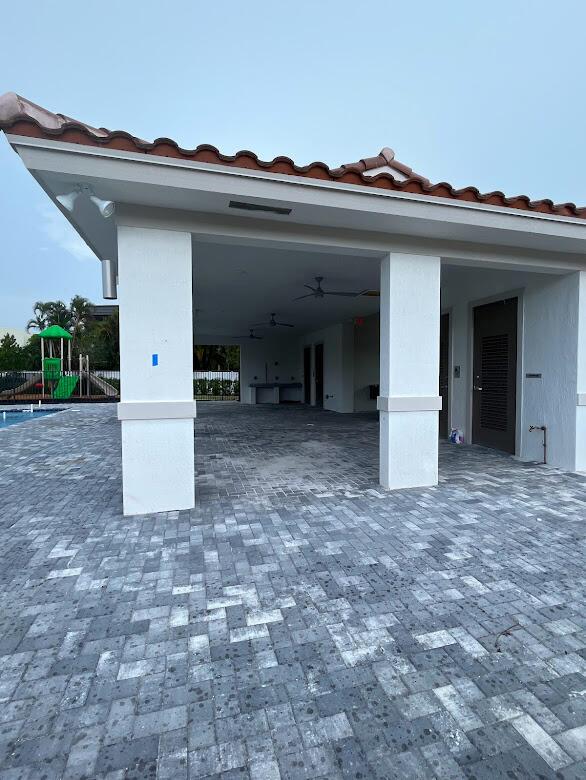 LAKEWOOD COVE - Residential Lease