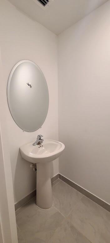 LAKEWOOD COVE - Residential Lease