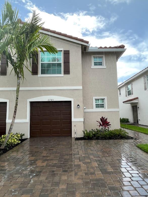 LAKEWOOD COVE - Residential Lease