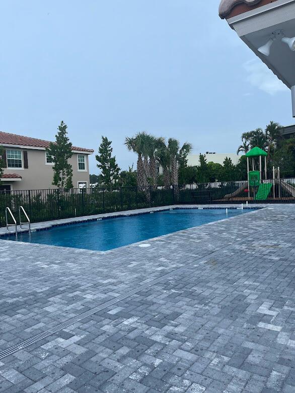 LAKEWOOD COVE - Residential Lease