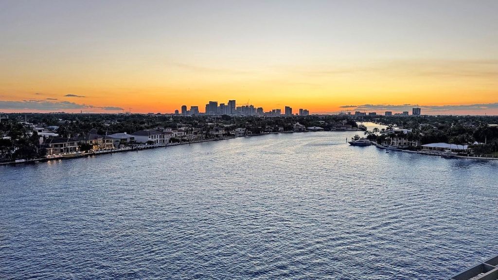 Photo of 435 Bayshore Drive #702, Fort Lauderdale, FL 33304 (MLS # F10495762)