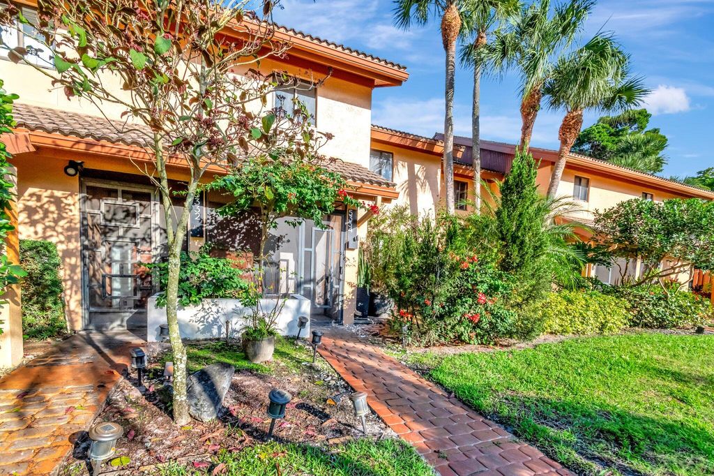 Photo of 5334 Fountains Drive S, Greenacres, FL 33467 (MLS # B26004451)