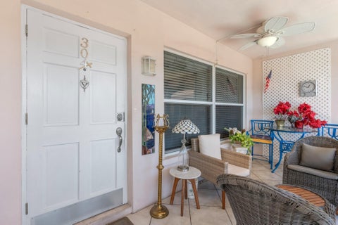 Tiny photo for 100 SE 6th Avenue #304, Pompano Beach, FL 33060 (MLS # B26024064)