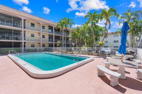 Tiny photo for 100 SE 6th Avenue #304, Pompano Beach, FL 33060 (MLS # B26024064)