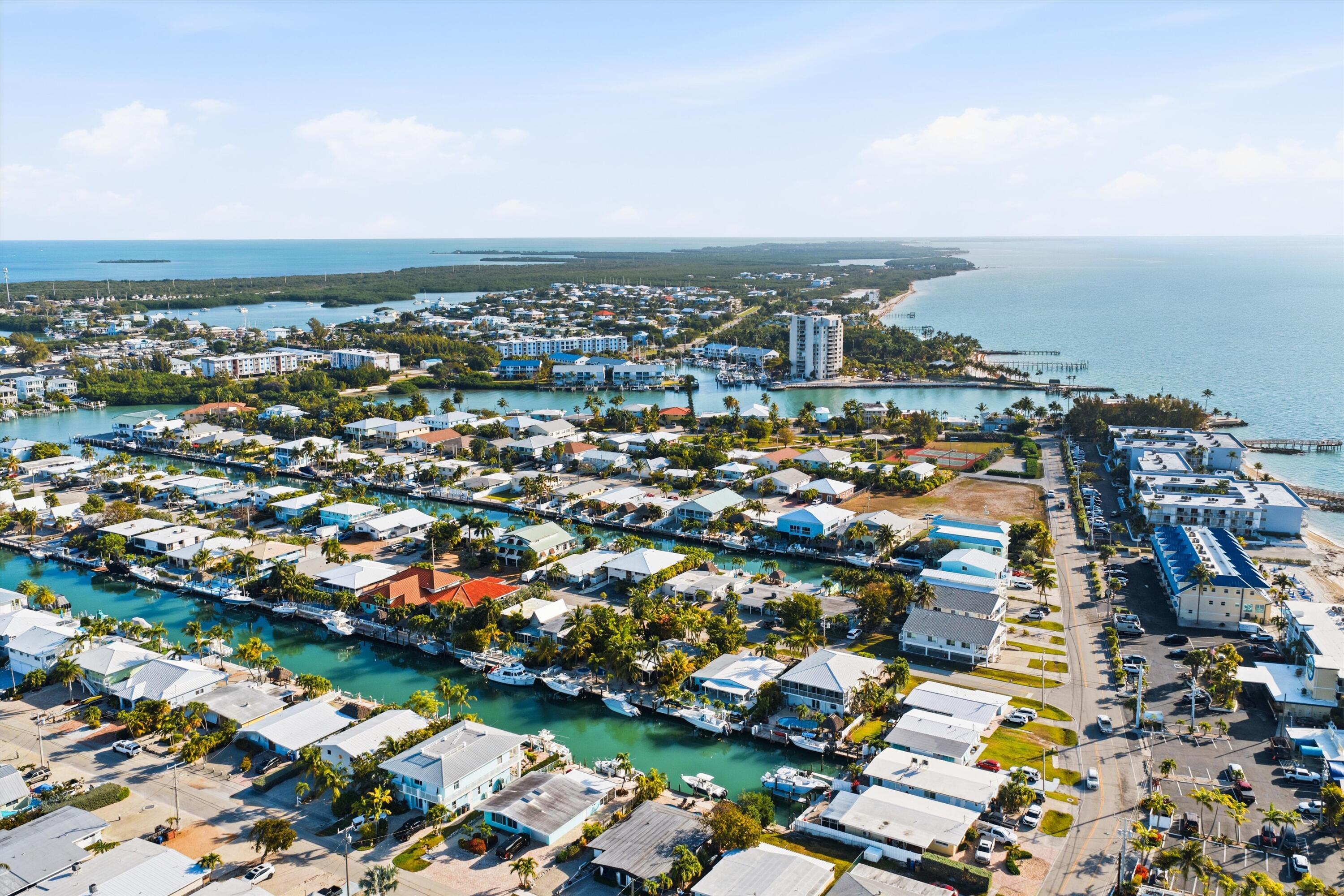 KEY COLONY BEACH - Residential